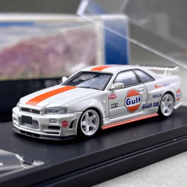 Fuji 1:64 Gulf Skyline GTR R34 Z-Tune Sports, White