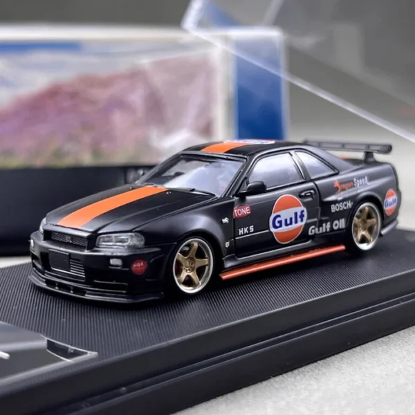Fuji 1:64 Gulf Skyline GTR R34 Z-Tune Sports, Black
