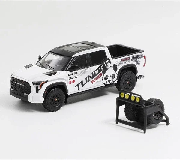 GCD 1:64 Toyota Tundra PickUp MK3 XK70 TRD Panda Livery