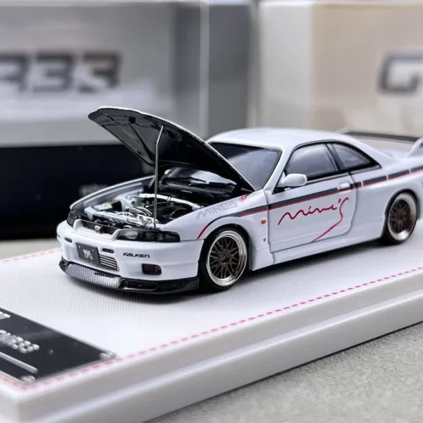 Focal Horizon 1:64 Nissan Skyline GT-R R33 Tuned By Mines-White