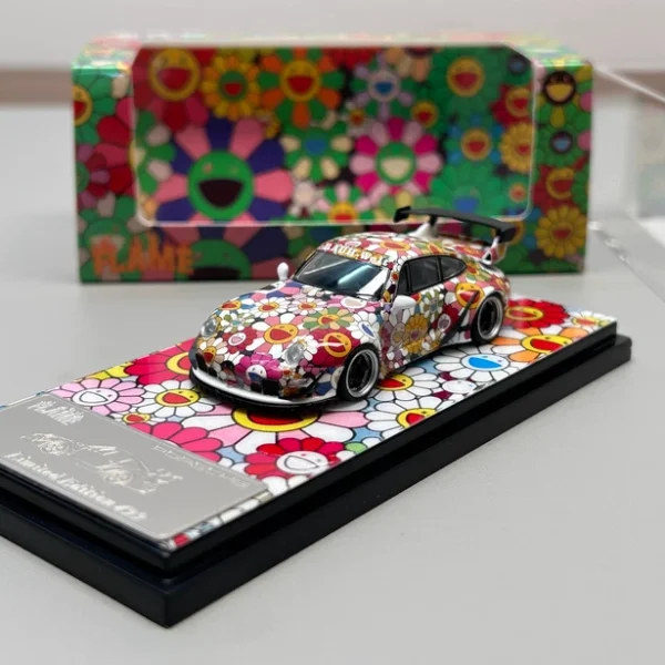 Flame 1:64 Porsche RWB 993 - luminous (