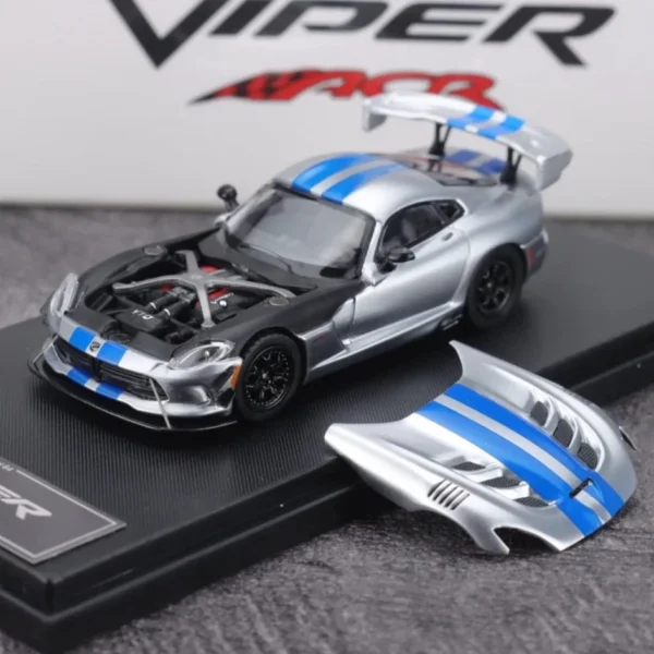 Hone Model 1:64 Dodge Viper ACR Silver