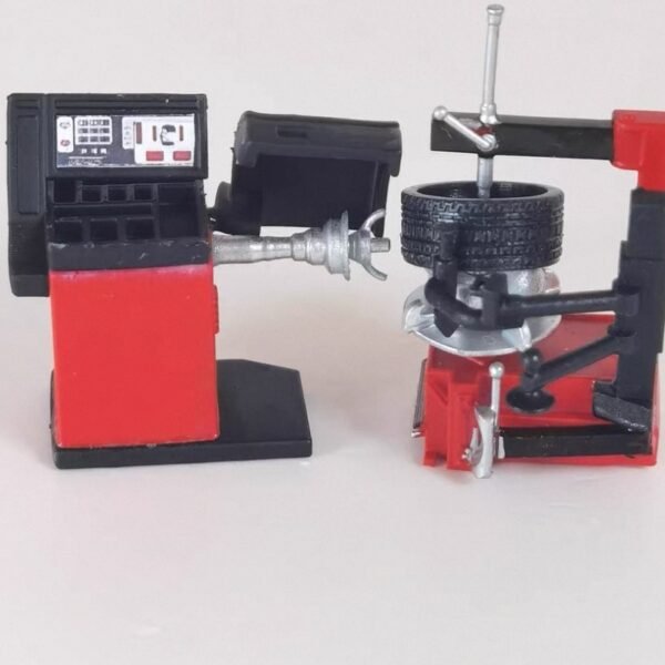 Diorama Accessory 1:64 Tire Repair Equipment