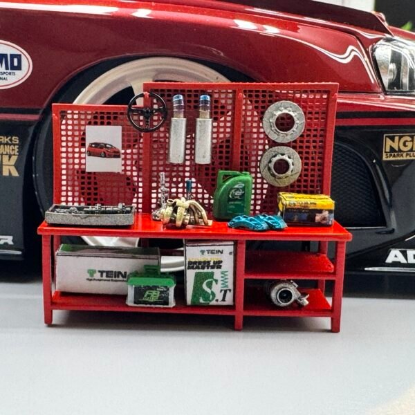 Diorama Accessories 1:64 Work Bench and Tools - C