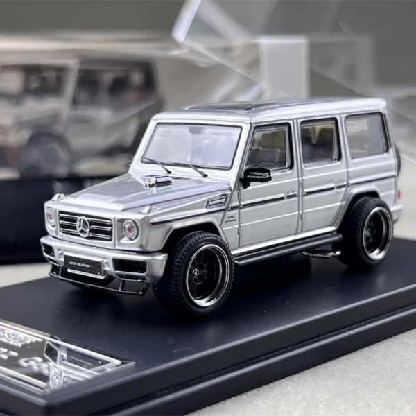 LMF 1:64 Mercedes-Benz G63 Silver