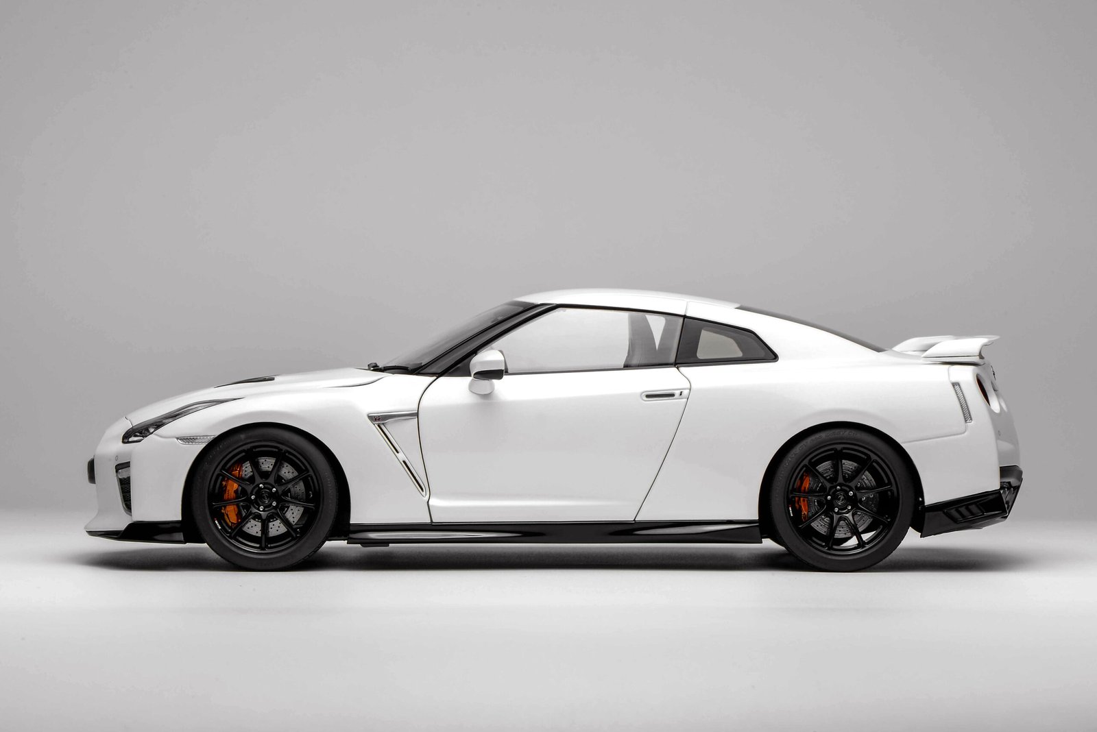 mmexport1765911201298