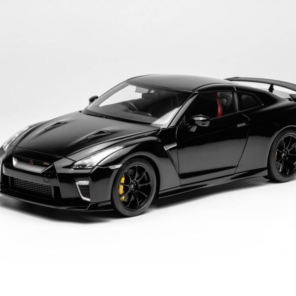 (Pre-Order) Motorhelix 1:18 Nissan GT-R R35 Track Edition Nismo T-Spec 2022 Black