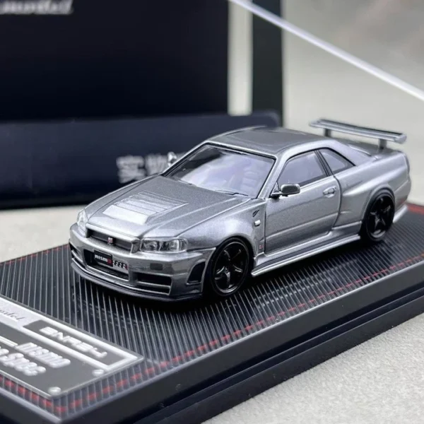 Ignition Model 1:64 Skyline BNR34 Nismo CRS, Gun Metallic
