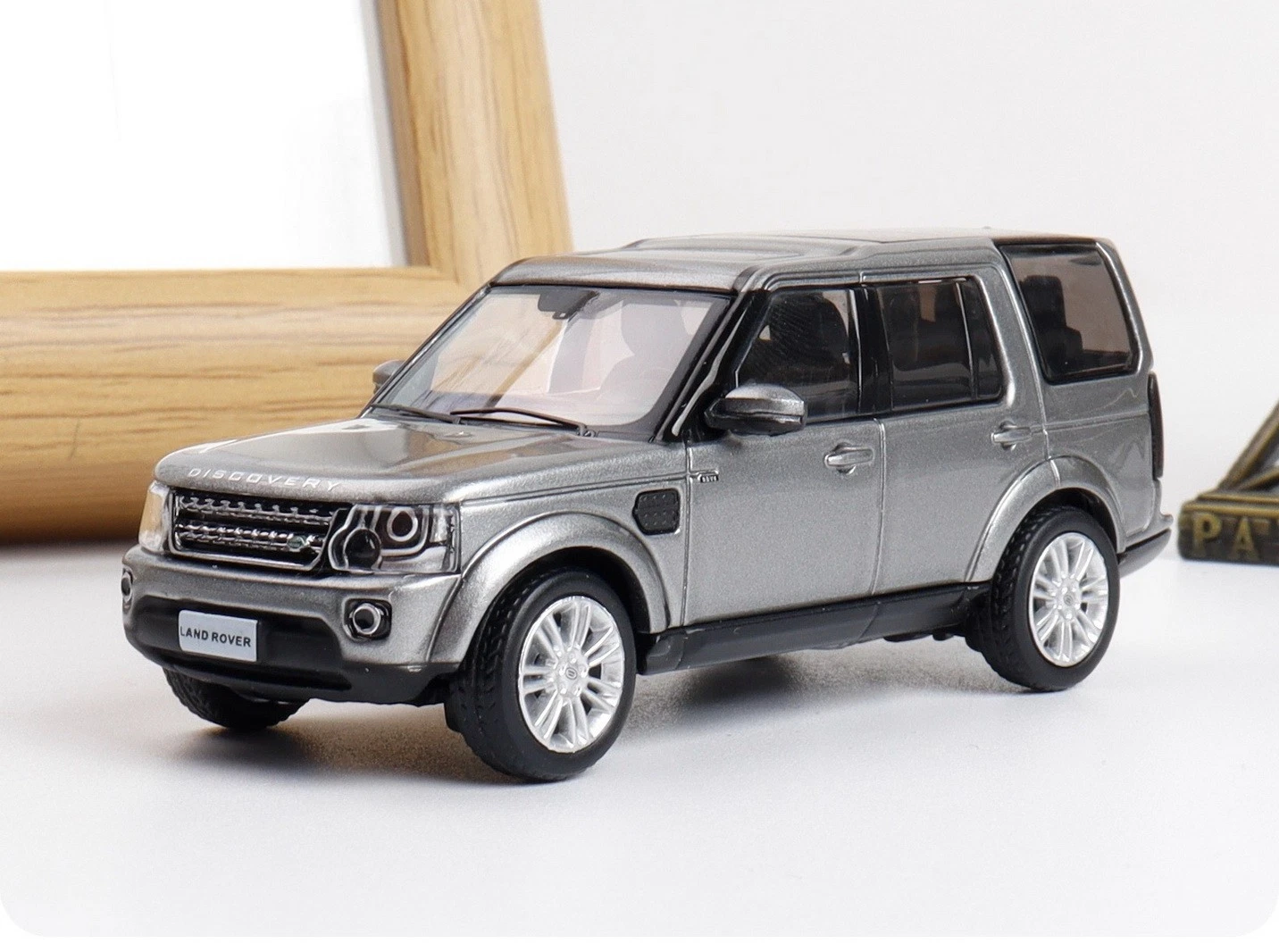 wa land rover dis4 grey m