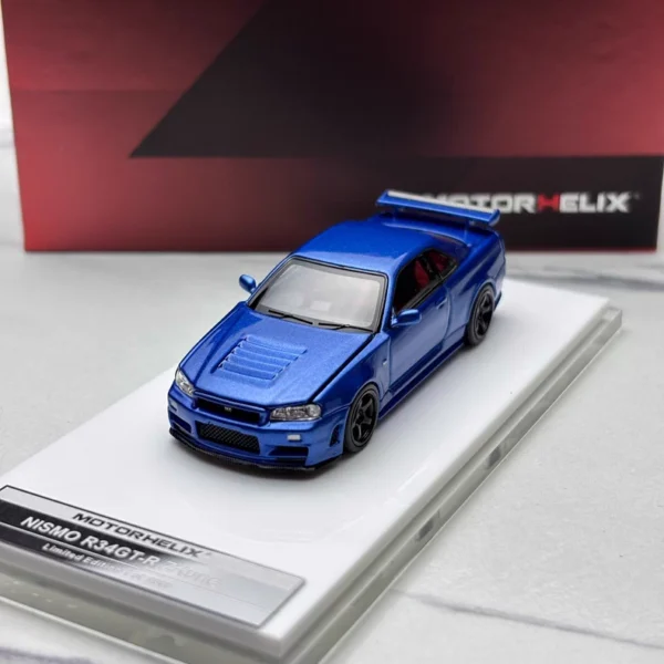 MOTORHELIX 1:64 Nissan Nismo R34GT-R Z-Tune Bayside Blue M63416