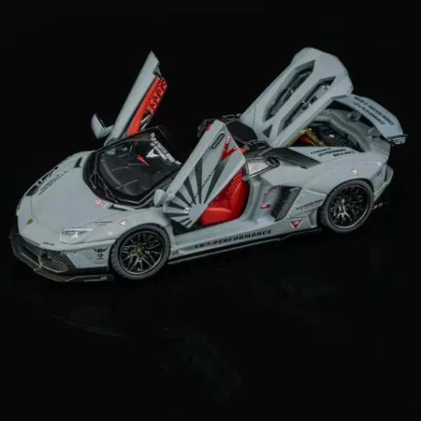 Rhino Model RM 1:64 Lamborghini LP720-4 Convertible LBWK Grey