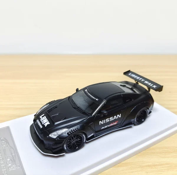 RR Model 1:64 Resin Nissan GT-R R35 LBWK Black