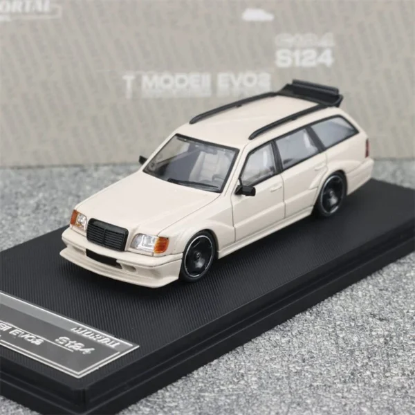 Mortal 1:64 Benz S124 Milk Tea Color