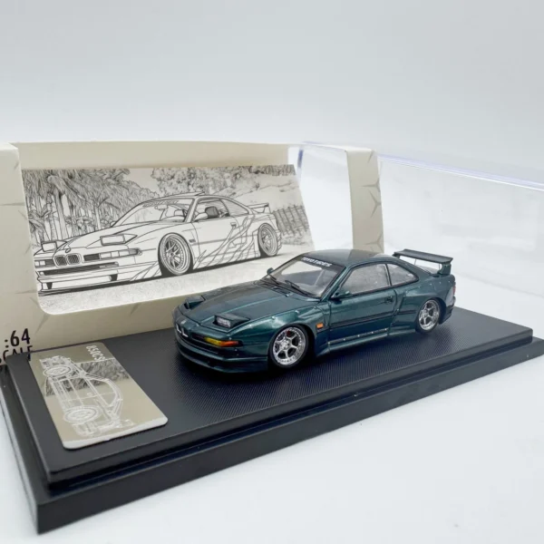 Rhino Model RM 1:64 BMW 850CSi E31 Coupe Wide Body, Green