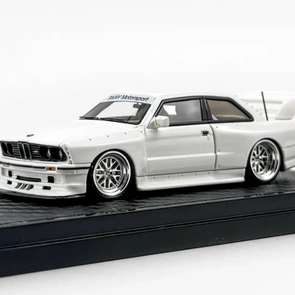 Nice Auto NA 1:64 Resin E30 Coupe Pandem White