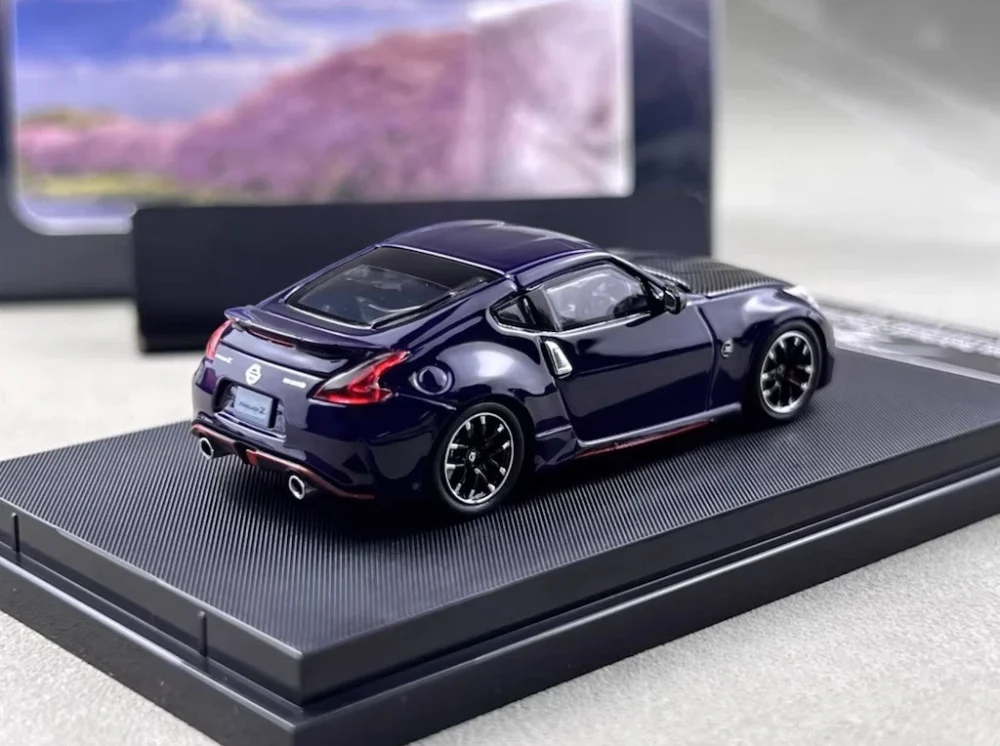 Fuji 1:64 Fairlady Z Z34 370z Nismo Purple with Carbon Hood