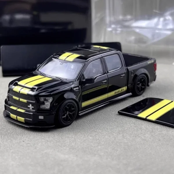 Funny Model 1:64 Ford F150 Super Snake Black Yellow Lines