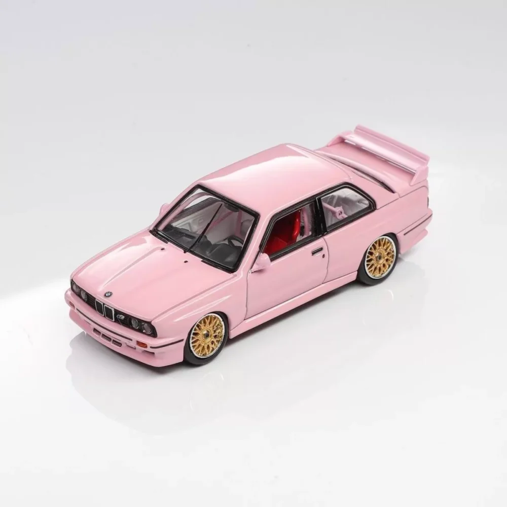 Mortal 1:64 F81 BMW M3 CS Touring E30 Pink - Pablos Diecast Garage