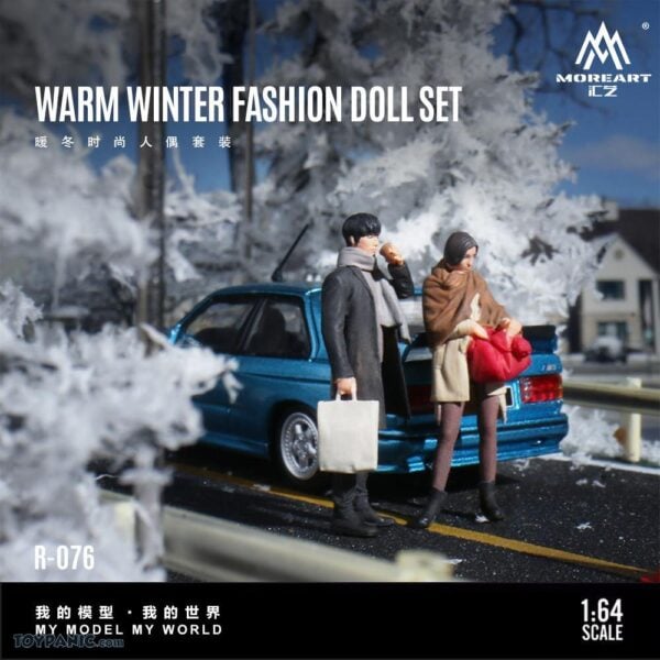 MoreArt 1:64 Warm Winter Fashion Doll Set