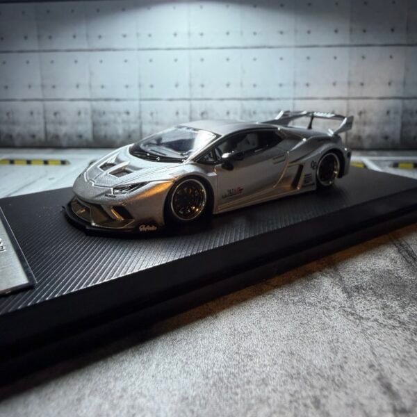 MJ Model 1:64 Huracan LP610 GT Silver