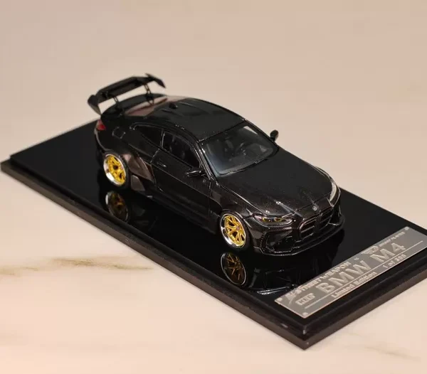 Street Weapon SW 1:64 M4 G82 Full Carbon Black