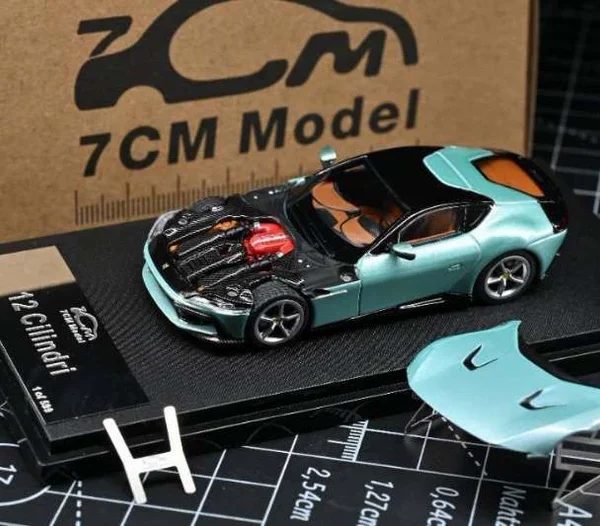 7cm Model 1:64 Ferrari 12 Cilindri Celeste Trevi