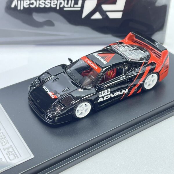 Finclassically FY 1:64 F40 ADVAN Livery w/ Pop Up Headlights