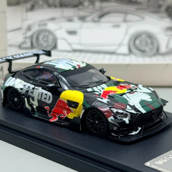 OEM 1:64 Mercedes AMG GT C190 S Green Camouflage Livery