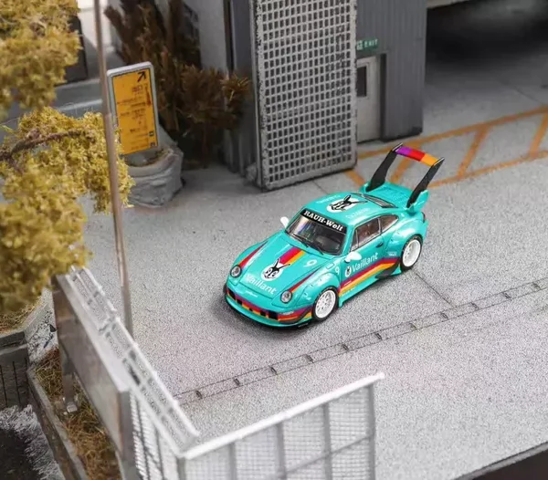 Star Model 1:64 RWB 993 Vaillant #9 High Wing