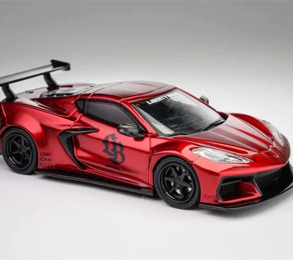 Fine Model 1:64 Corvette C8 ZR1 LB Metallic Red