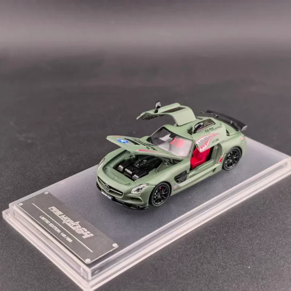 Fine Works 1:64 Benz SLS AMG BS Green