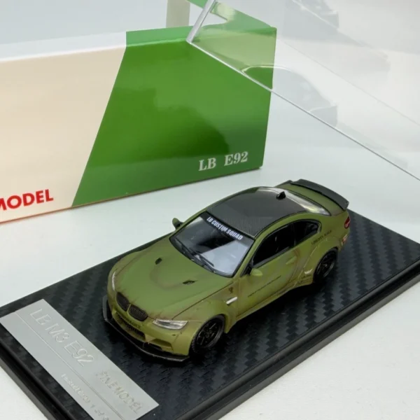 Fine Model 1:64 LB?WORKS BMW M3 E92 Combat Green