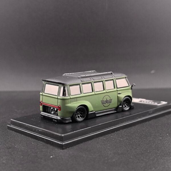 Inspire Model 1:64 VW Kombi "Volkswide Flyer" Bus Green (Air Force Version)