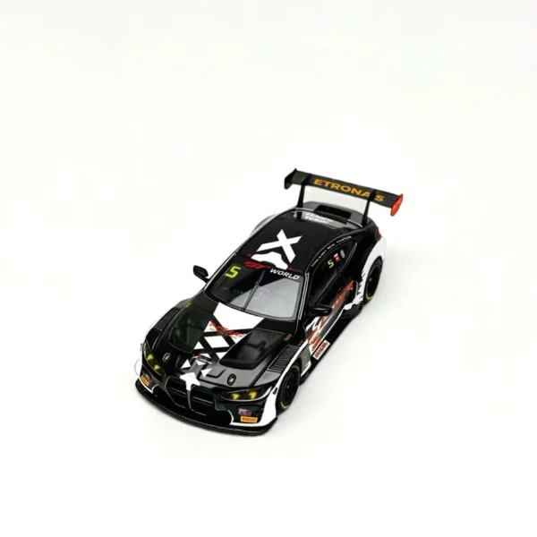 3X 1:64 M4 G82 GT3 Black and White