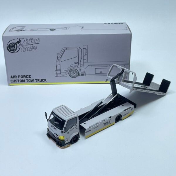 MicroTurbo MT 1:64 300 Custom Tow Truck Air Force Livery
