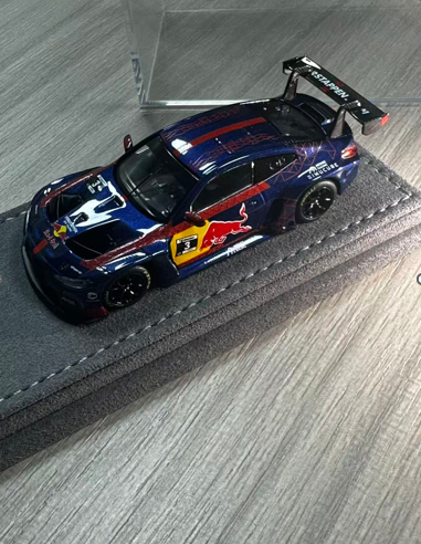3X Model 1:64 M4 Red Bull Livery