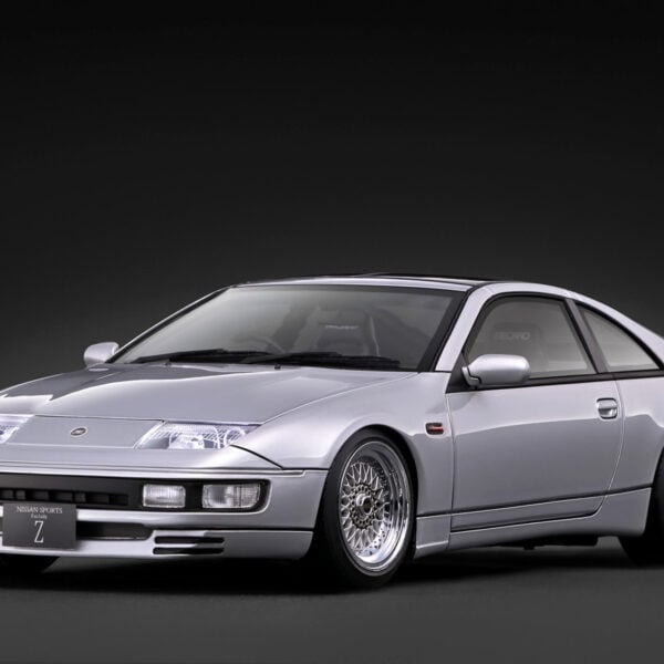 (Pre-Order) Ignition Model 1:18 Nissan Fairlady Z 2by2 Z32 Silver. Ends October 26th. Please Read Details!!