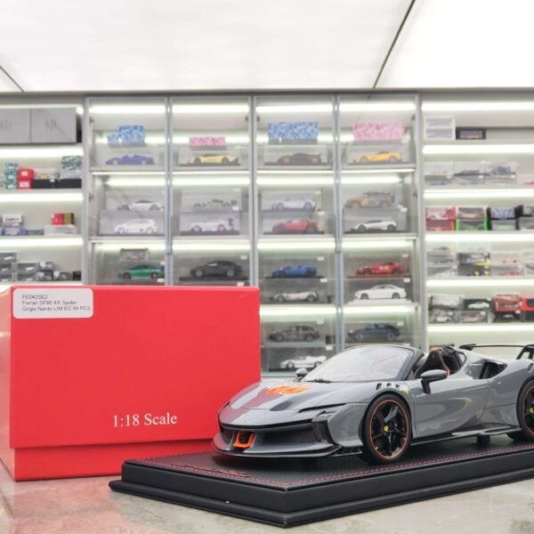 MR 1:18 Ferrari SF90 XX Stradale Grigio Nardo - Resin Model