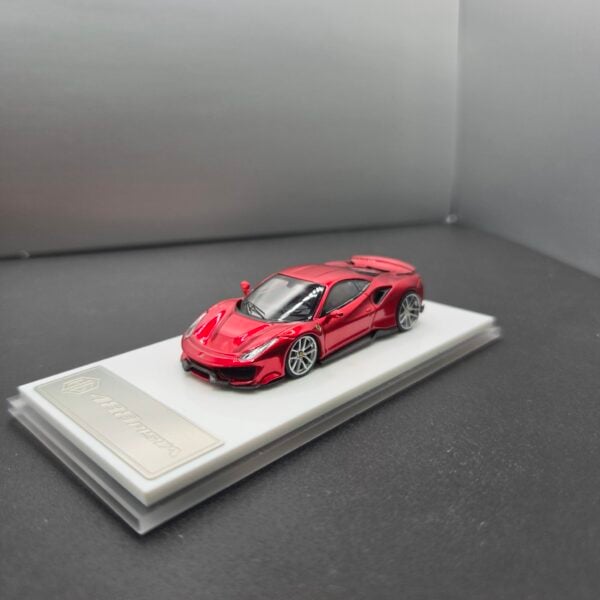 HG Model 1:64 Ferrari 488 Pista Coupe Metallic Red