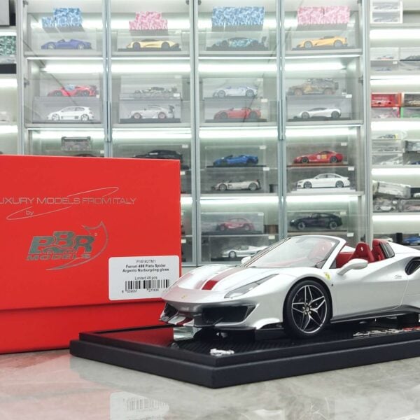 BBR 1:18 Ferrari 488 Pista Spider Argento Nurburgring Gloss - Resin Model
