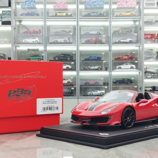 BBR 1:18 488 Pista Spider Standard Red - Resin Model